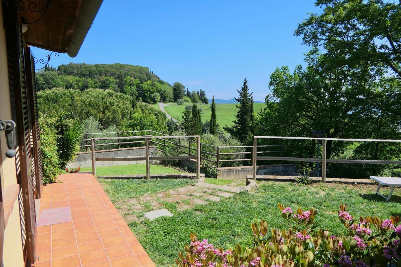 Chalet Elena In Montescudaio, Ground Floor With Fenced Garden Exteriör bild